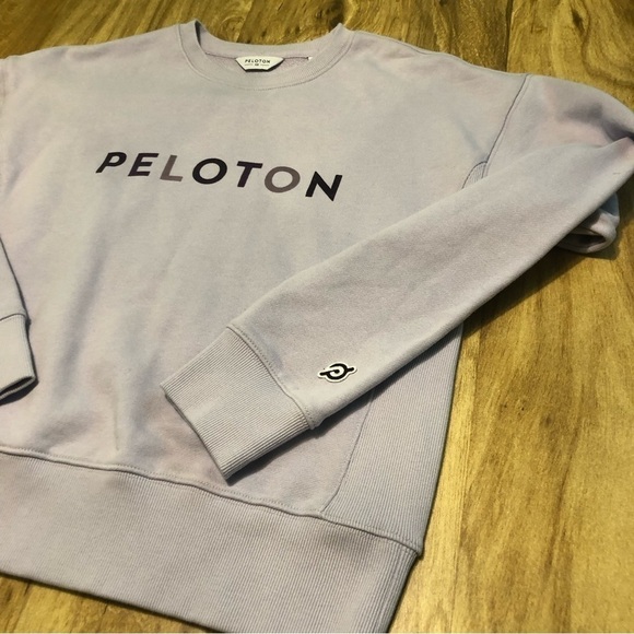 PELOTON Mauve Purple Crewneck Pullover Black Slogan Spellout Womens Size XS - Picture 3 of 9
